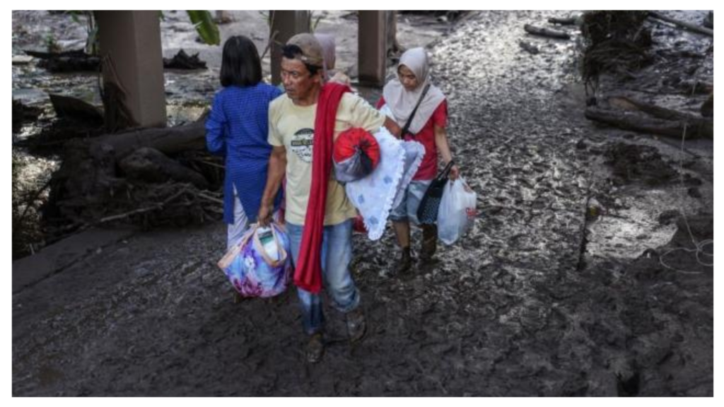 'Cold lava' sweeps villages near volcano, killing 41