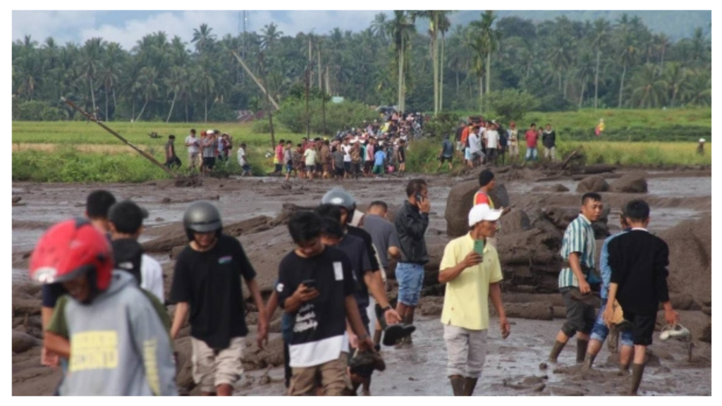 'Cold lava' sweeps villages near volcano, killing 41