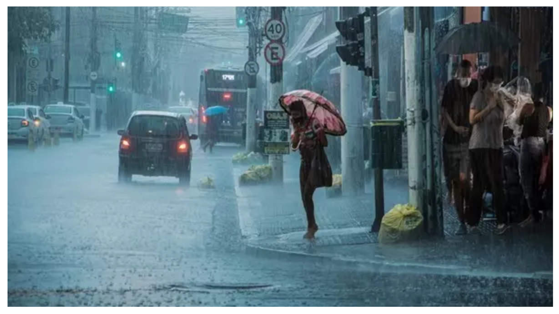 Mumbai rains City witnesses heavy rainfall for 2nd day, IMD issues red alert 